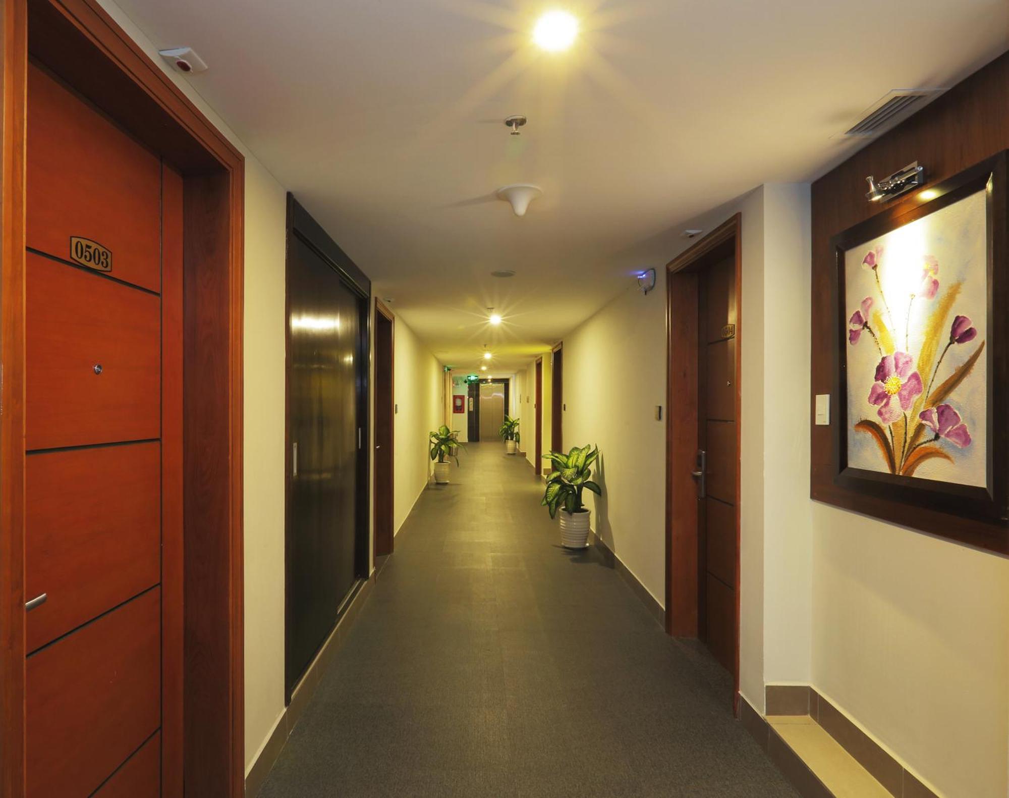 Sunland Riverside Hotel 3*